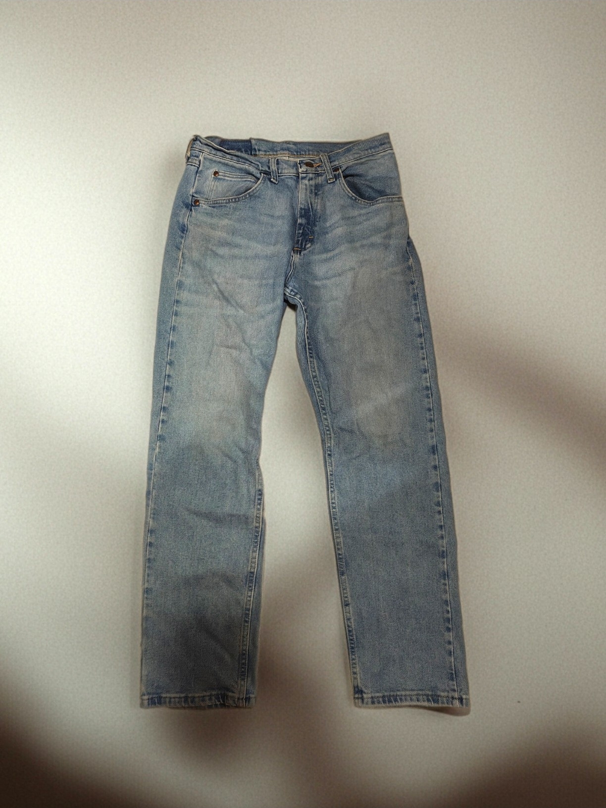 Wrangler Light Blue Straight-Leg Men’s Jeans